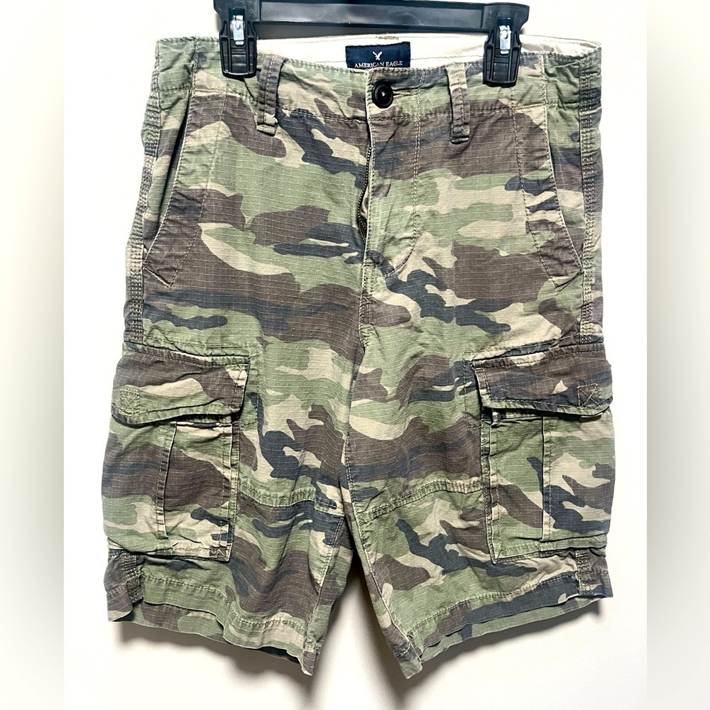 Men’s size 26 American Eagle Camo Long Board Shorts